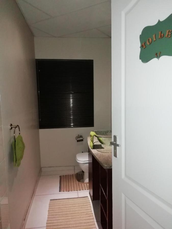 Jireh Self Catering Apartment Bloemfontein Ngoại thất bức ảnh