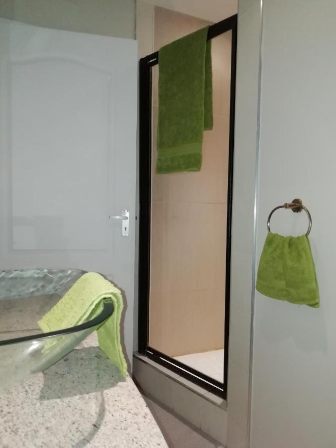 Jireh Self Catering Apartment Bloemfontein Ngoại thất bức ảnh